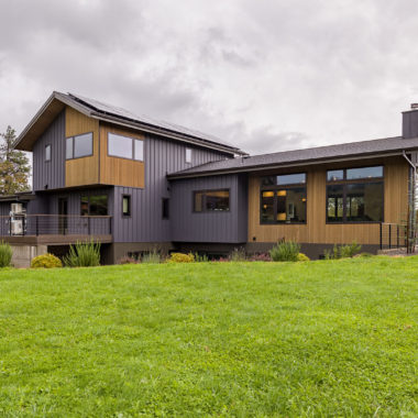 Energy Efficient Hood River Home